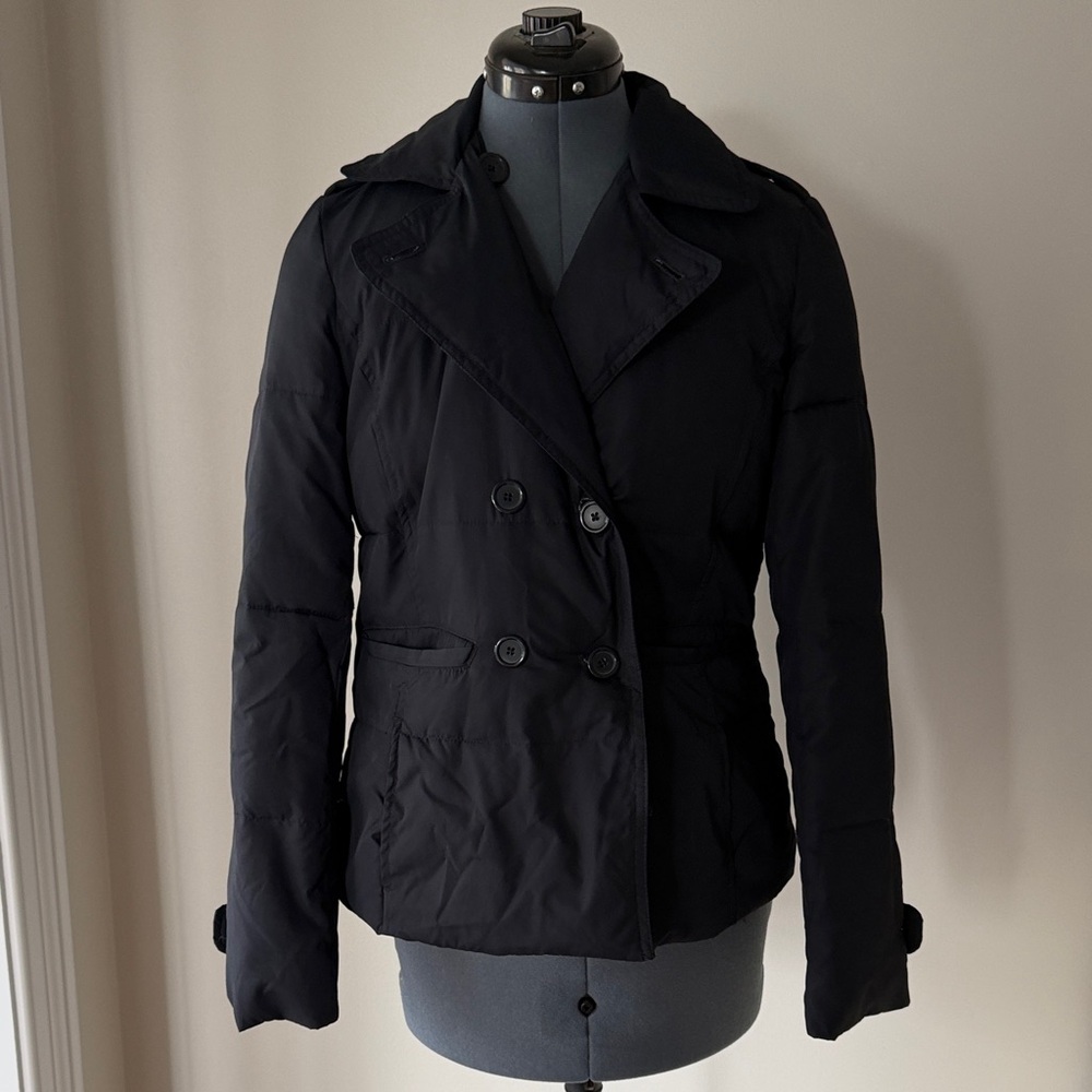 Banana Republic Women's Black Puffer Jacket